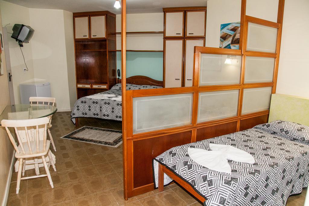 Residencial Ilha Dourada Hotell Governador Celso Ramos Rum bild